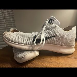 Nike free RN Flyknit running shoes